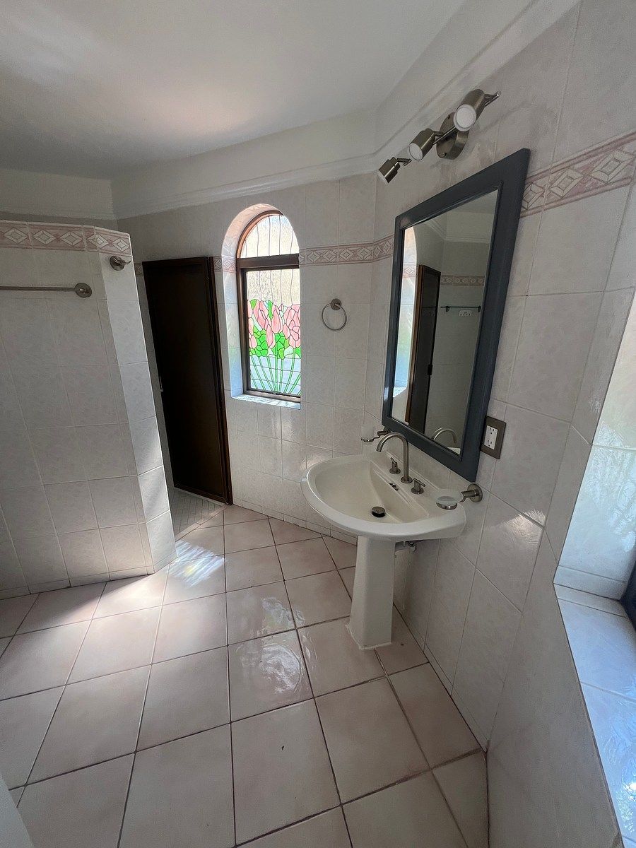 House in Gated Community in Ciudad Bugambilia, Zapopan, photo 17 of 27