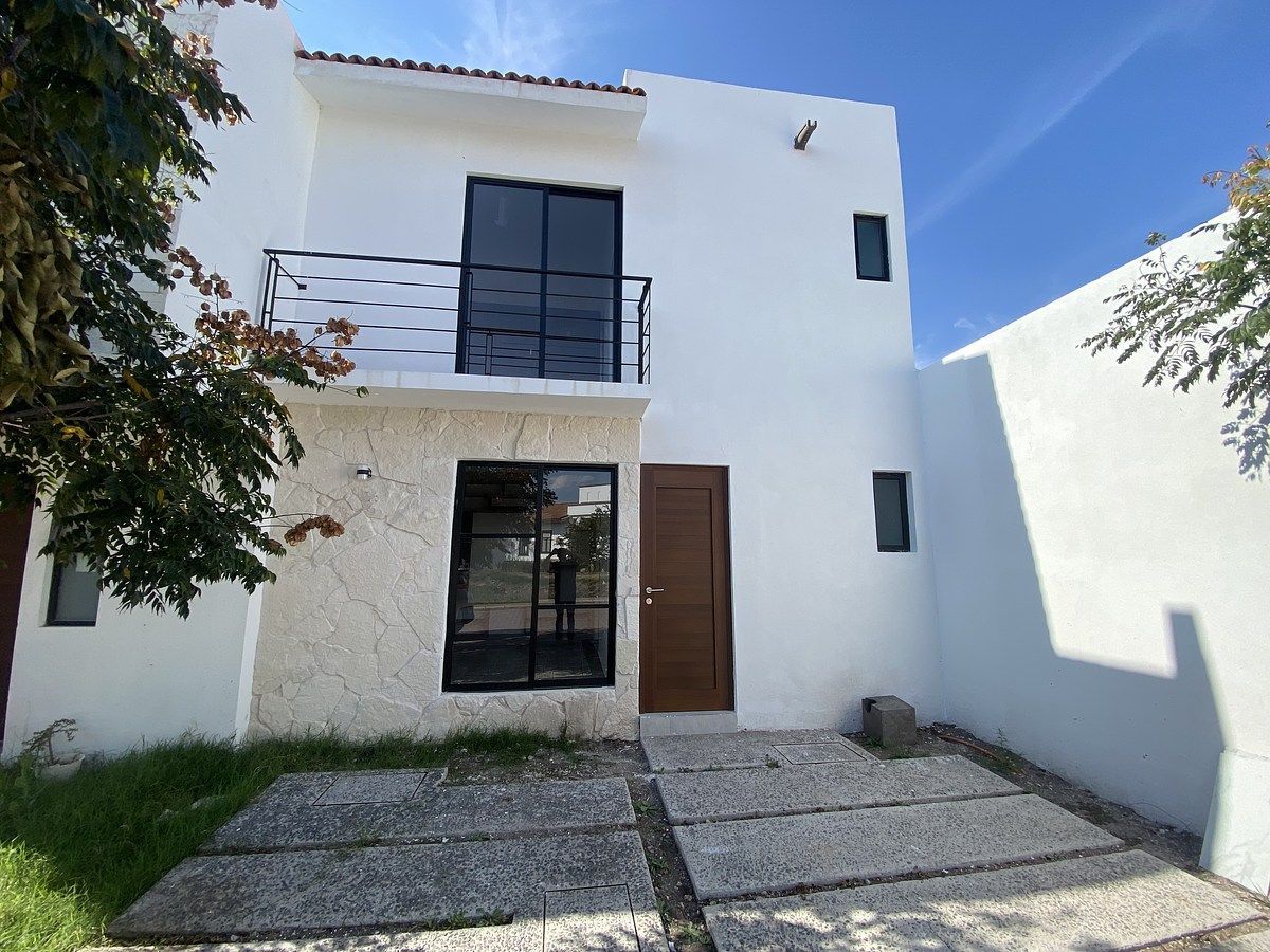 CASA SYROS EN VENTA EN CIUDAD MADERAS, foto 1 de 24