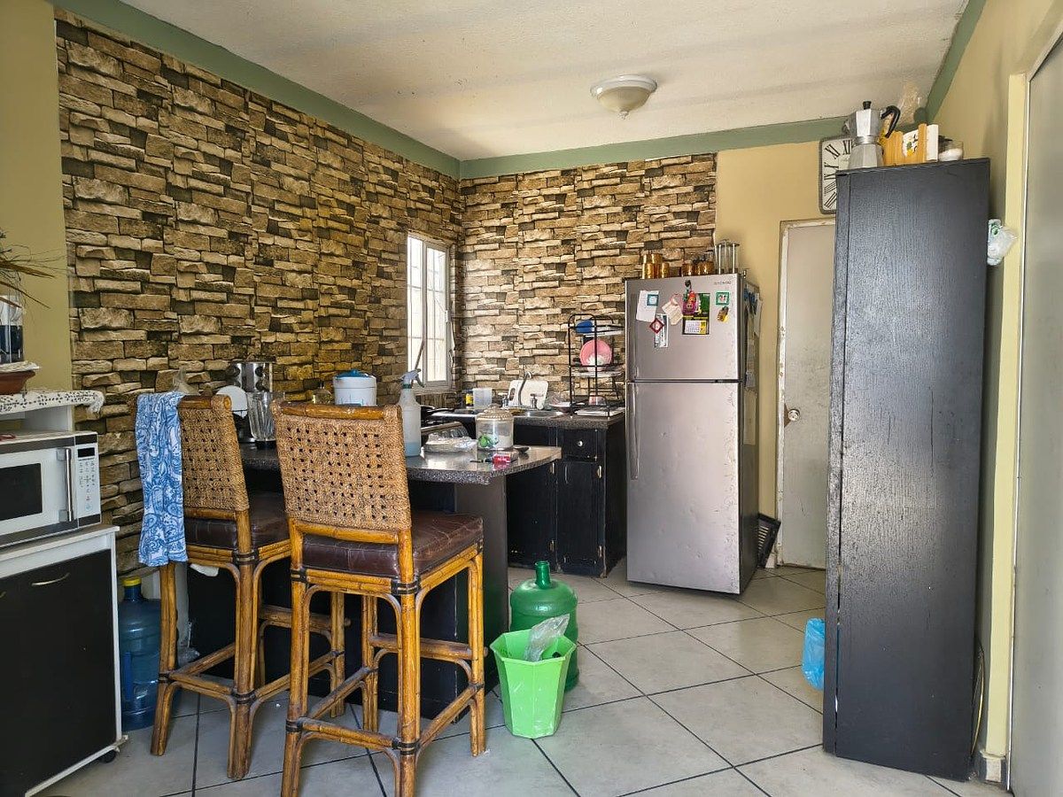 Casa en Parajes de Oriente, Mexicali, foto 2 de 7