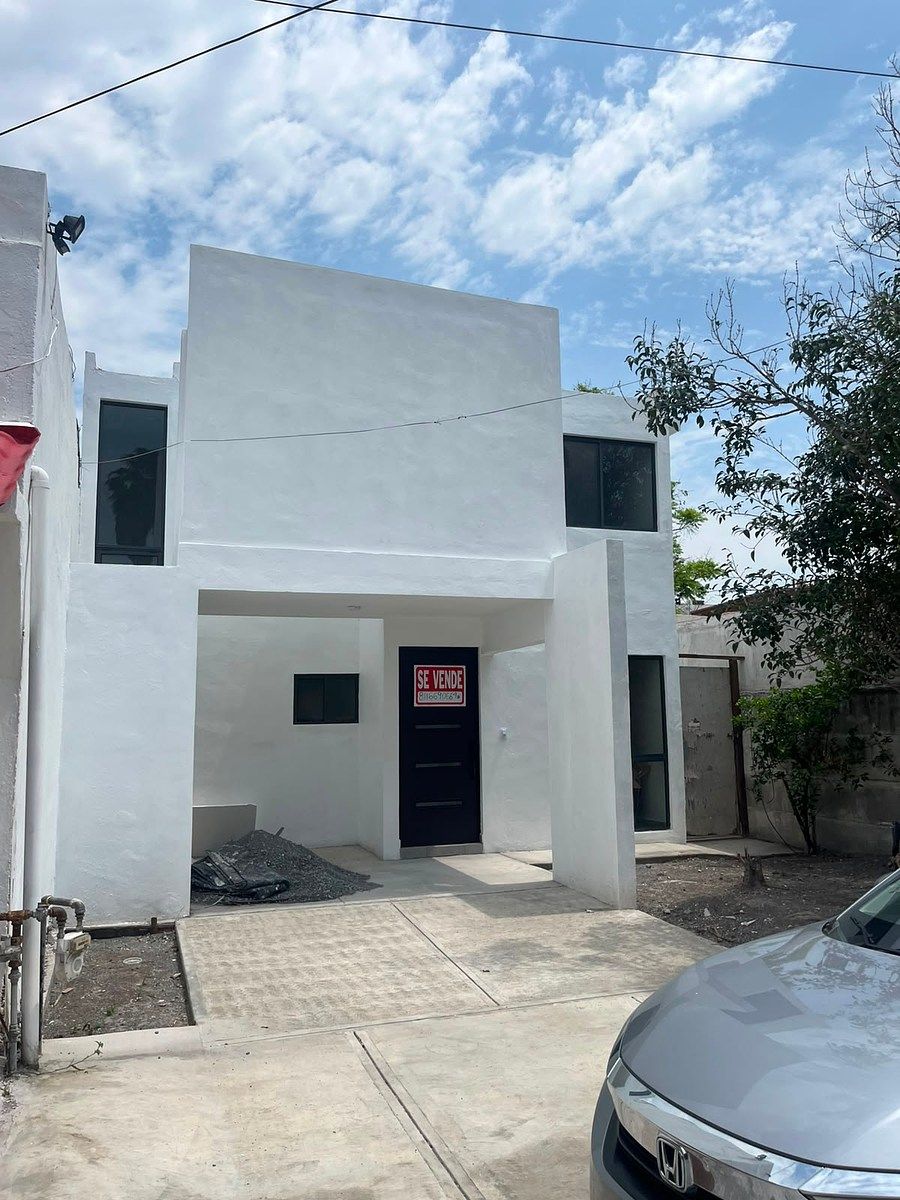 House in Mitras Norte, Monterrey, photo 2 of 27