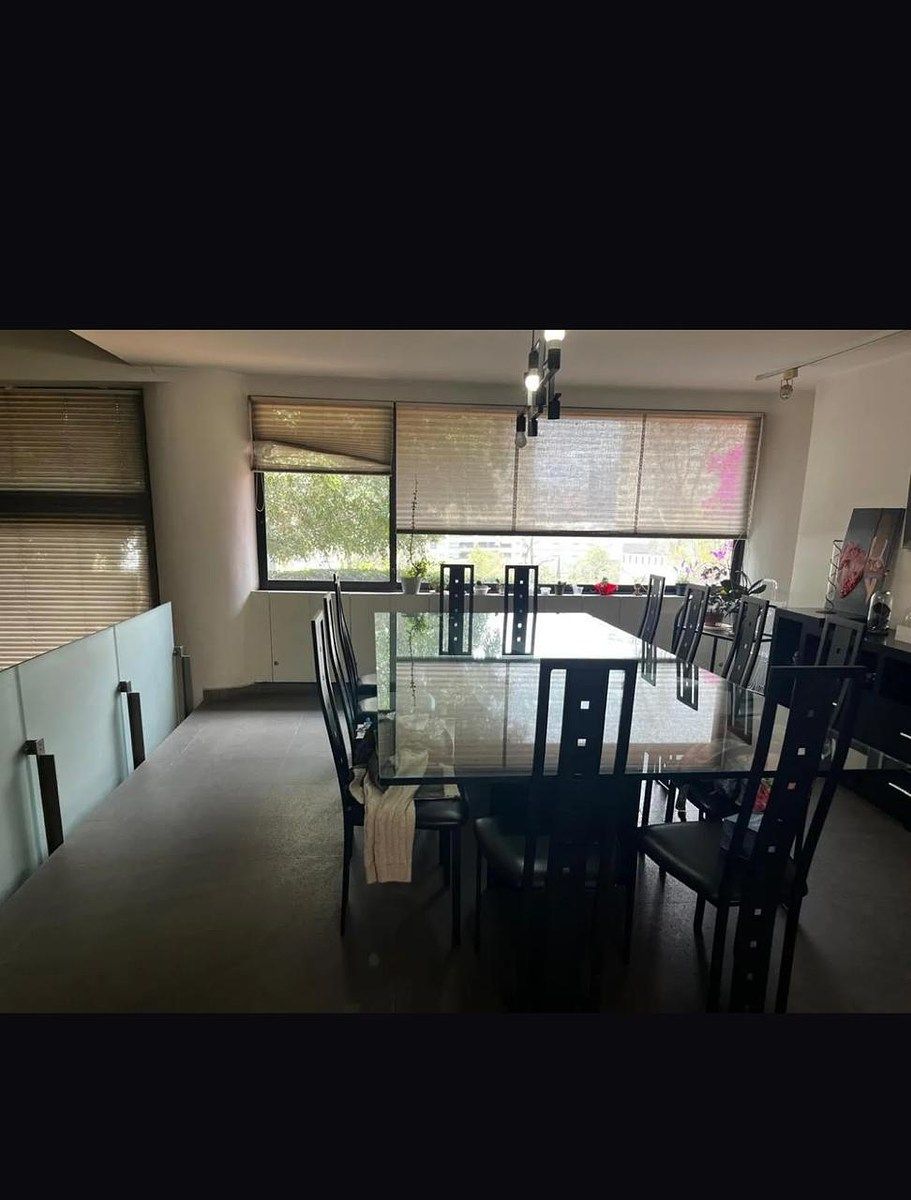 House in Gated Community in Lomas Country Club, Naucalpan de Juárez, photo 2 of 28