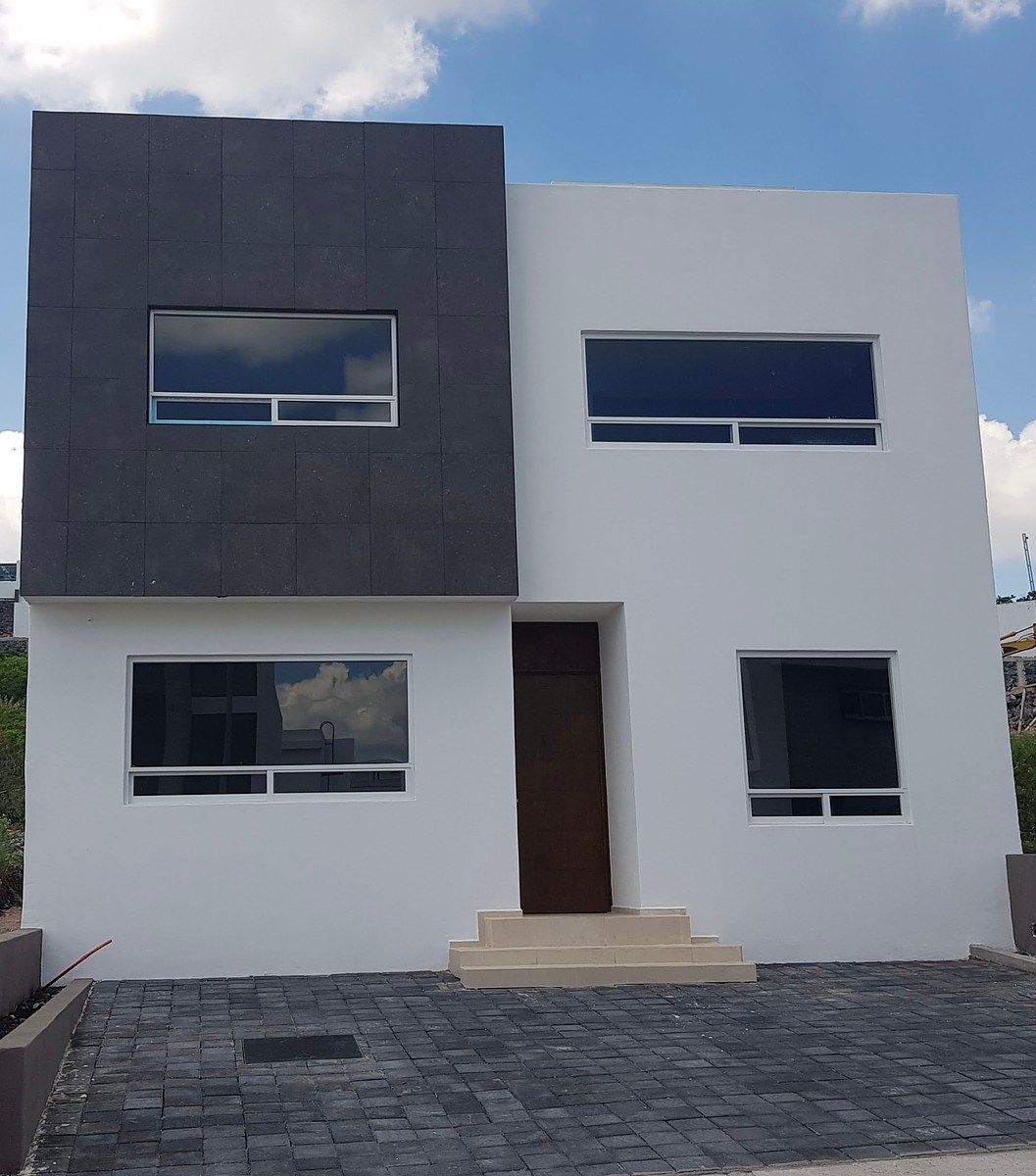 RENTA CASA ZIBATA, photo 1 of 19
