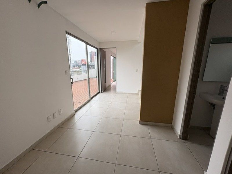 Building in San Francisco Cuautlalpan, Naucalpan de Juárez, photo 20 of 27