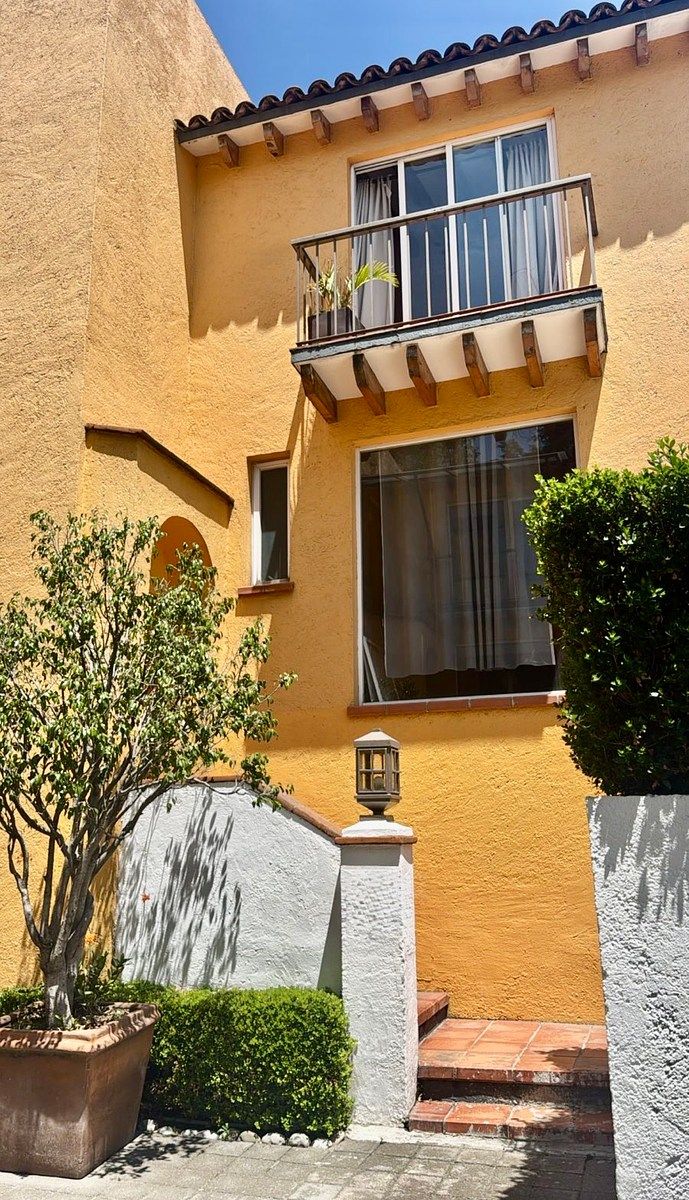 House in Cuajimalpa, Cuajimalpa de Morelos, photo 2 of 13
