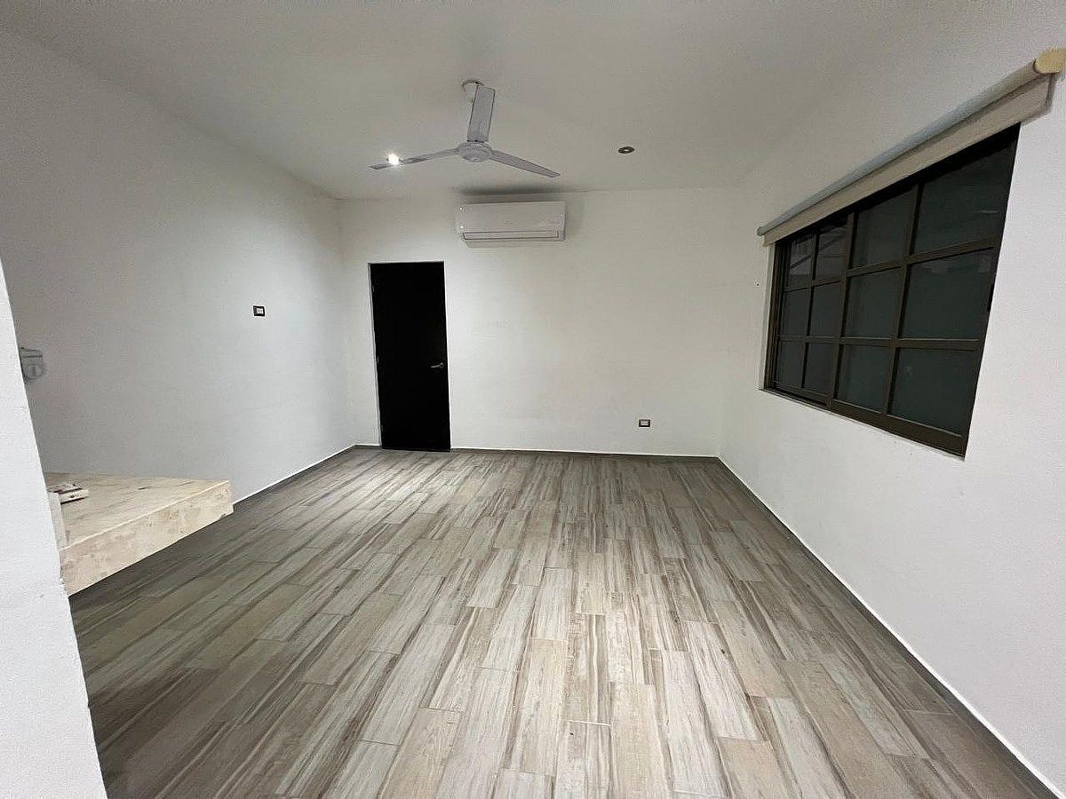 Casa em Camara de Comercio Norte, Mérida, foto 3 de 22