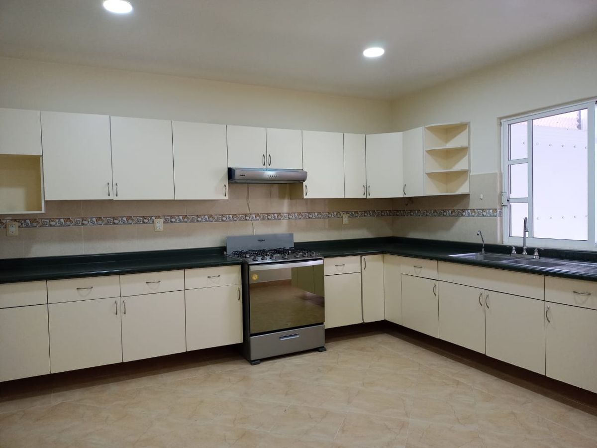 Casa en condominio en Centro Sur, Querétaro, foto 3 de 16