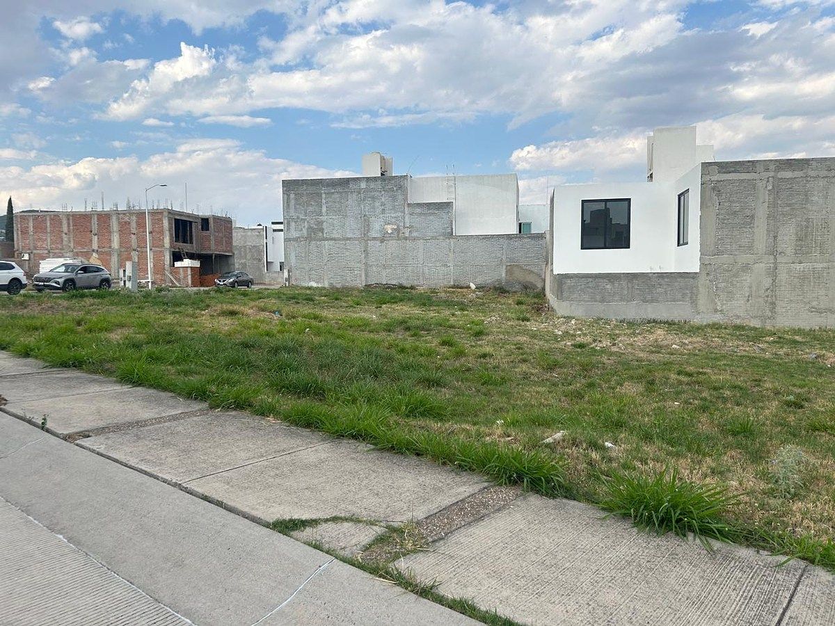 TERRENO EN VENTA, RESIDENCIAL OLINDO, VILLAS DE IRAPUATO, IRAPUATO, GUANAJUATO., foto 1 de 3