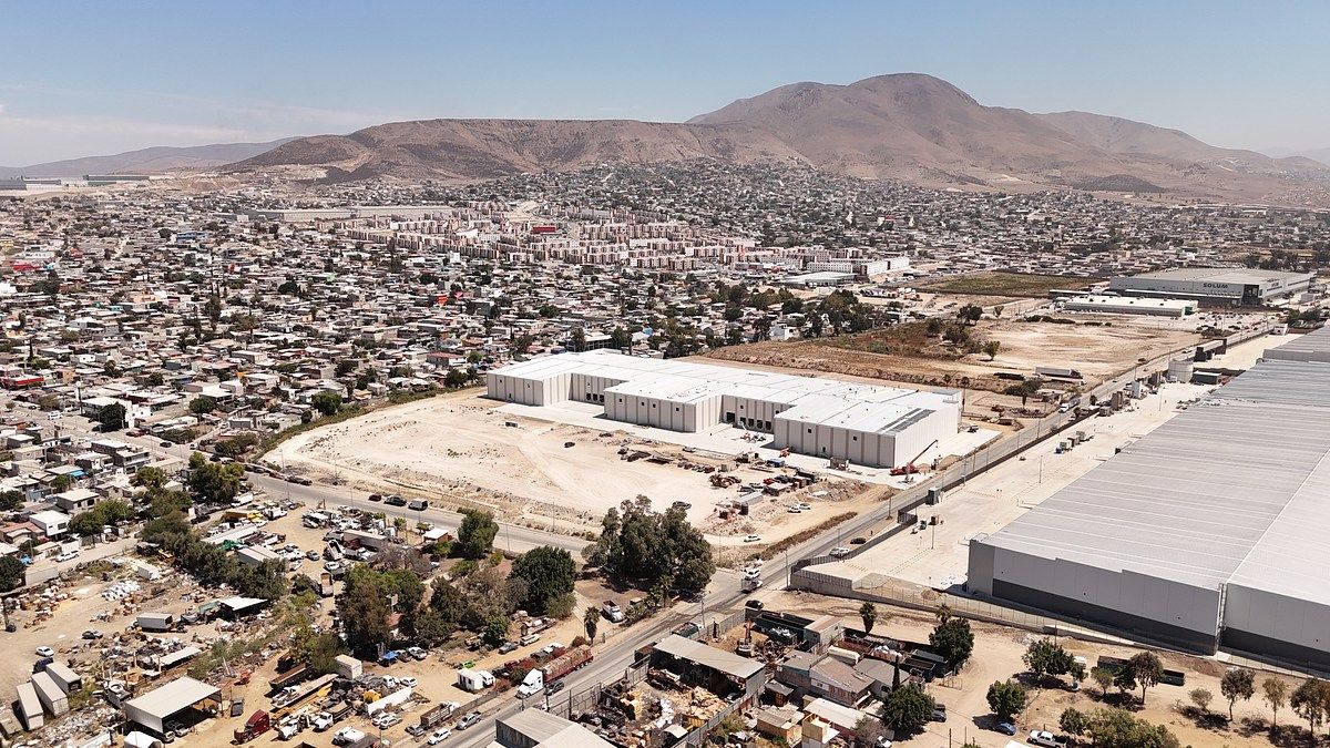 Bodega comercial en Ejido Maclovio Rojas, Tijuana, foto 7 de 26