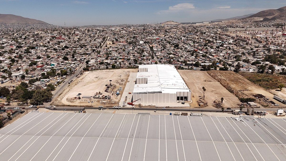 Bodega comercial en Ejido Maclovio Rojas, Tijuana, foto 8 de 26