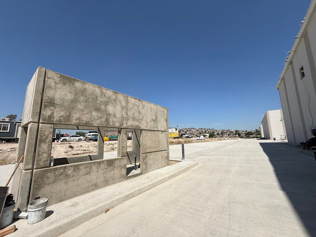 Bodega comercial en Ejido Maclovio Rojas, Tijuana, foto 26 de 26
