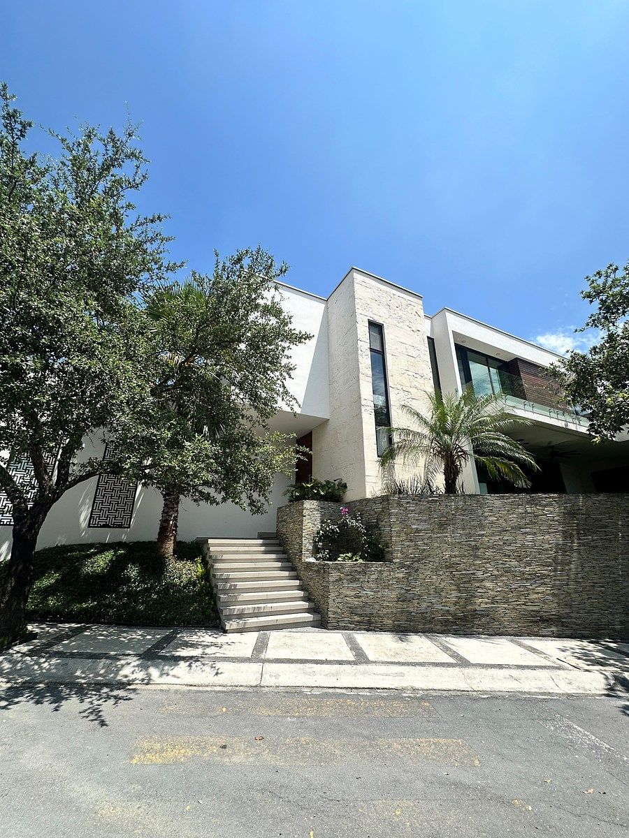 CASA EN RENTA CATUJANES, foto 1 de 32