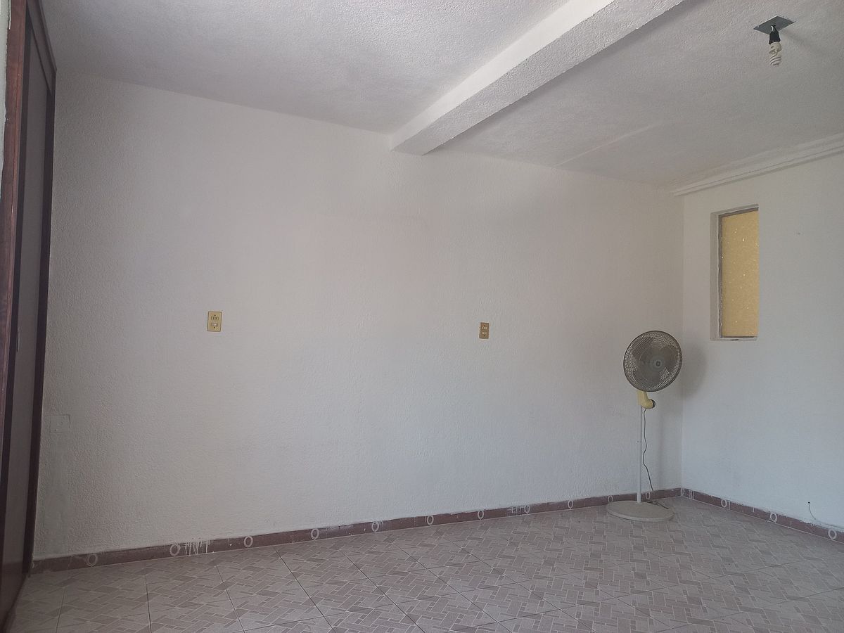 House in La Huerta, Querétaro, photo 22 of 32