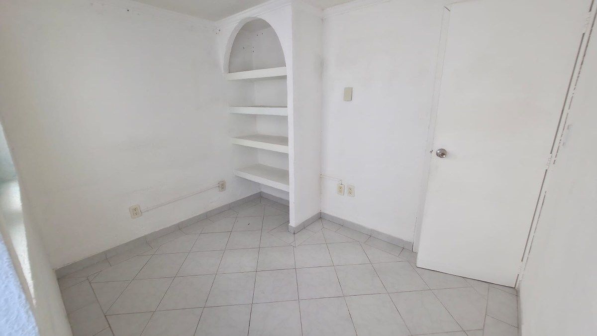 House with Commercial Use in Santa Cruz del Monte, Naucalpan de Juárez, photo 22 of 25