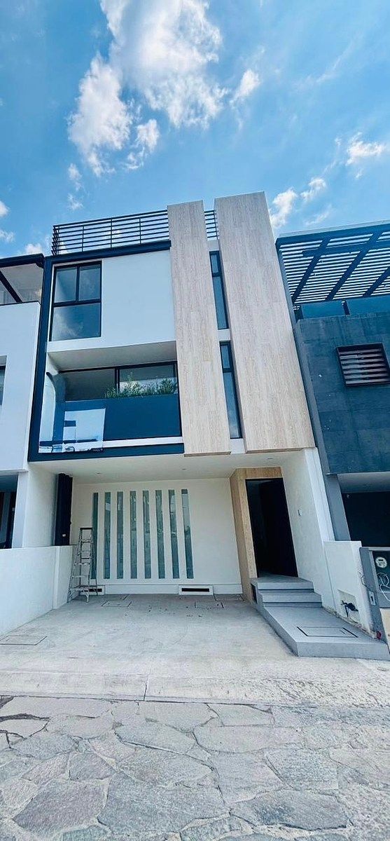 Venta Casa En Colina II Lago Esmeralda!!, photo 1 of 21