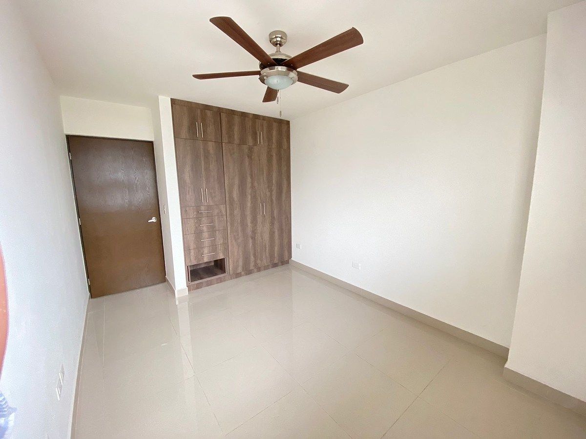 Apartment in Colinas del Huajuco, Monterrey, photo 12 of 25
