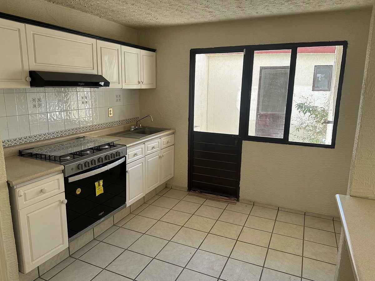 House in Hidalgo del Valle, León, photo 20 of 22