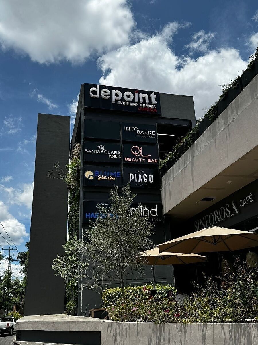 Retail Space in Jurica, Querétaro, photo 2 of 5