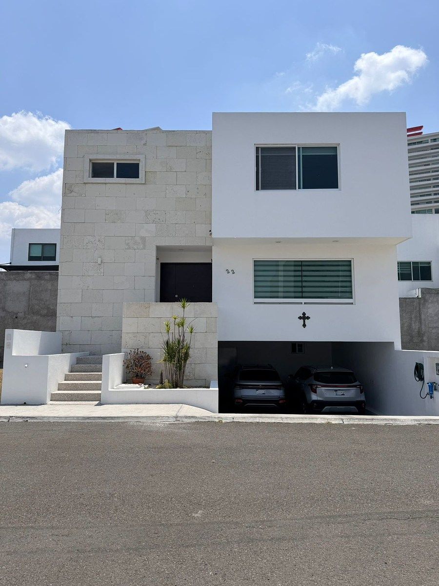 CASA EN VENTA EN MISIONES II, CENTRO SUR/ QUERÉTARO, foto 1 de 23