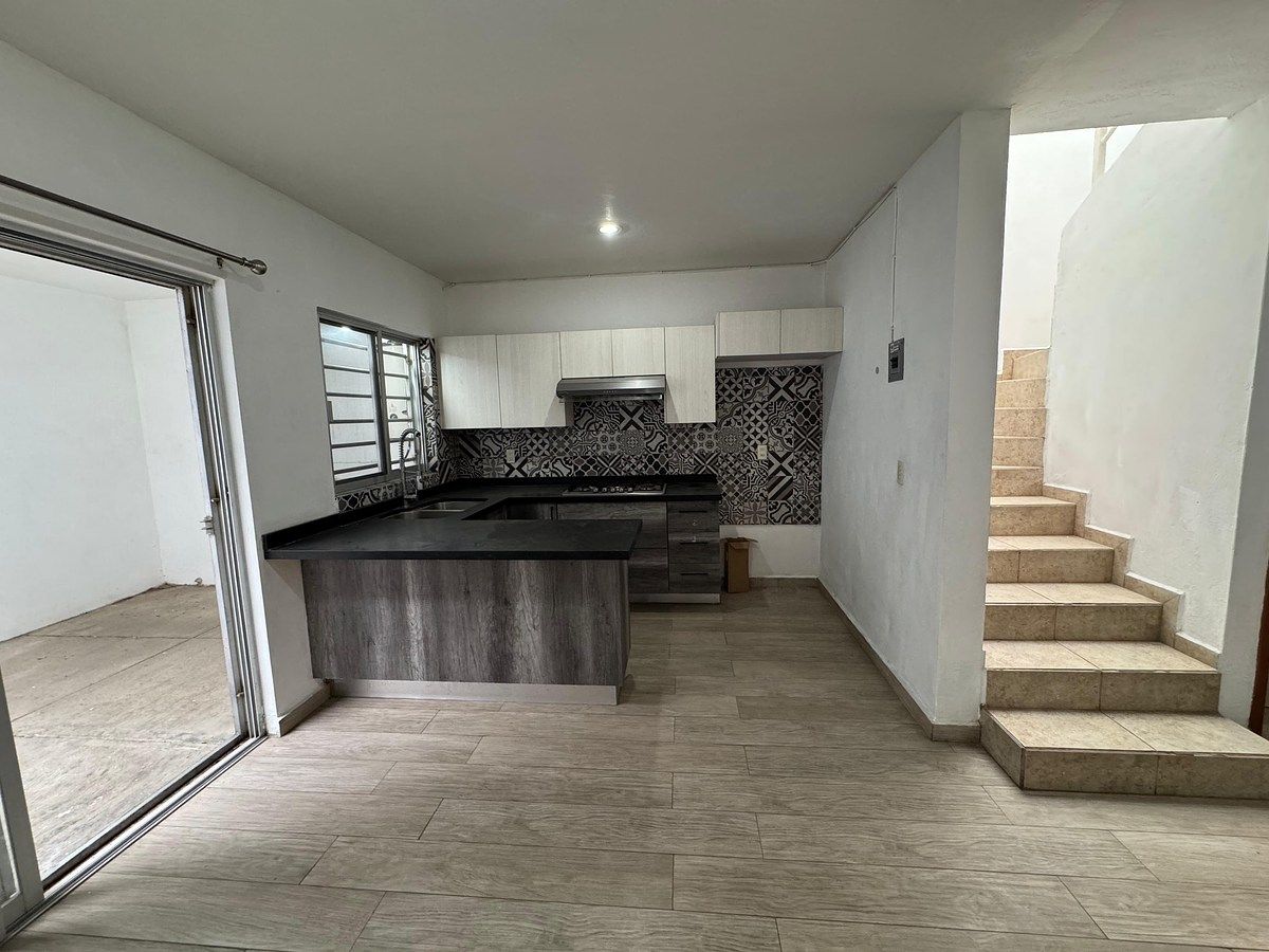 House in Santa Ana Tepetitlán, Zapopan, photo 3 of 19