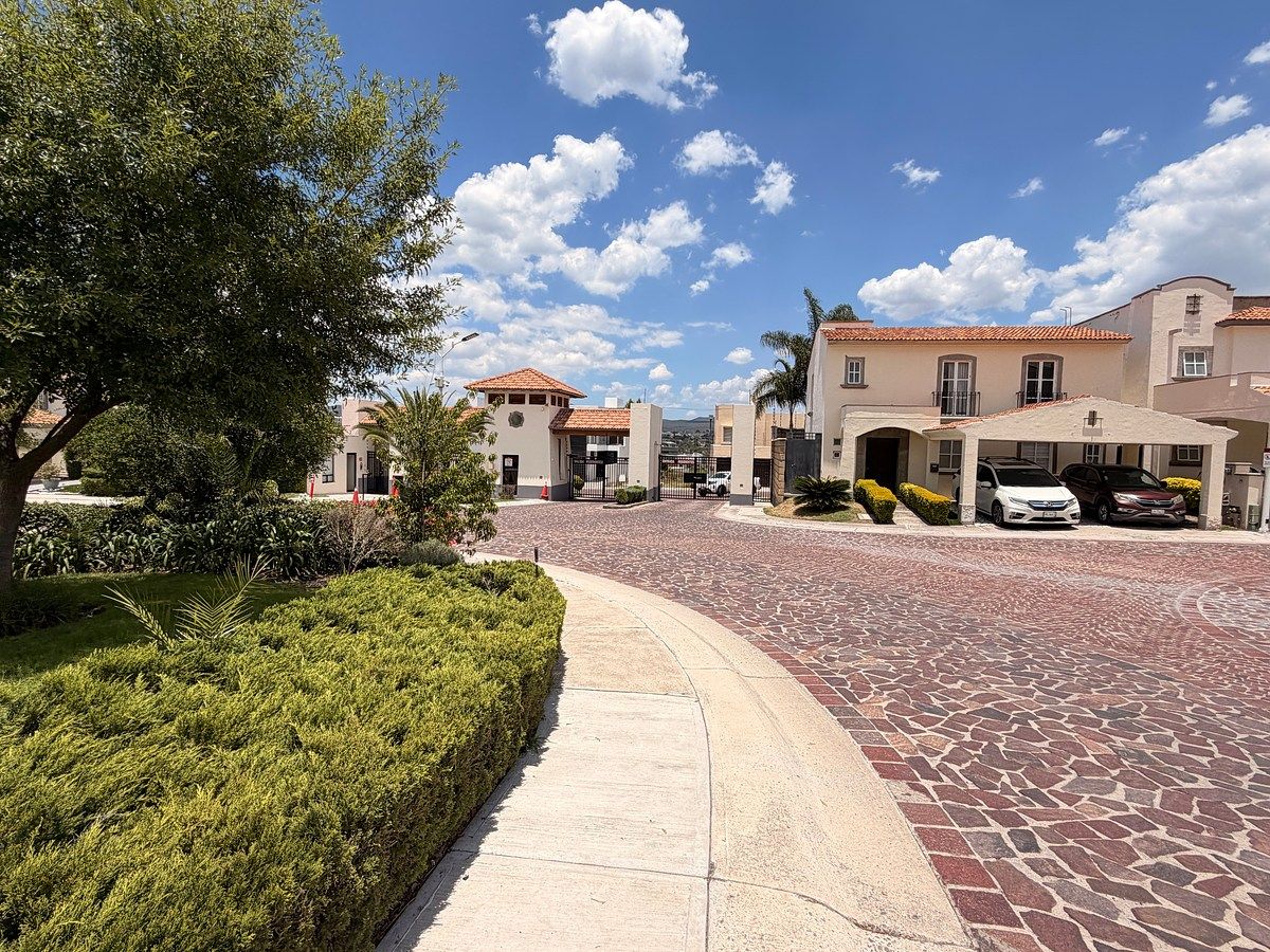 Casa en venta o renta cumbres del lago, foto 1 de 22