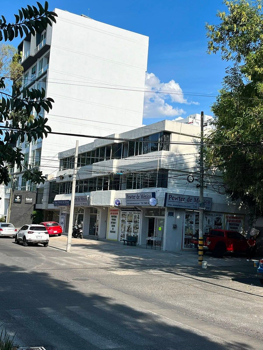 ATTENTION DEVELOPERS BUILDING FOR SALE, photo 1 of 13