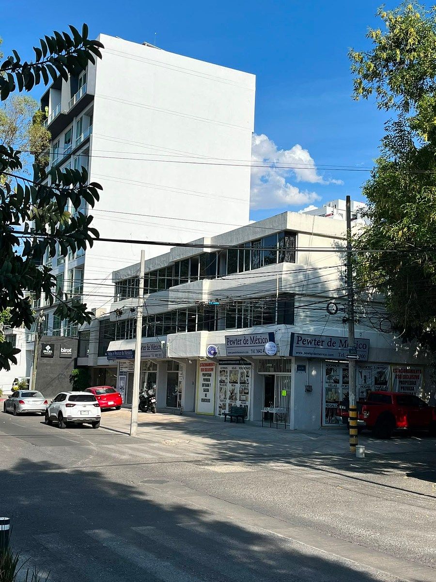 Building in Prados de Providencia, Guadalajara, photo 2 of 13