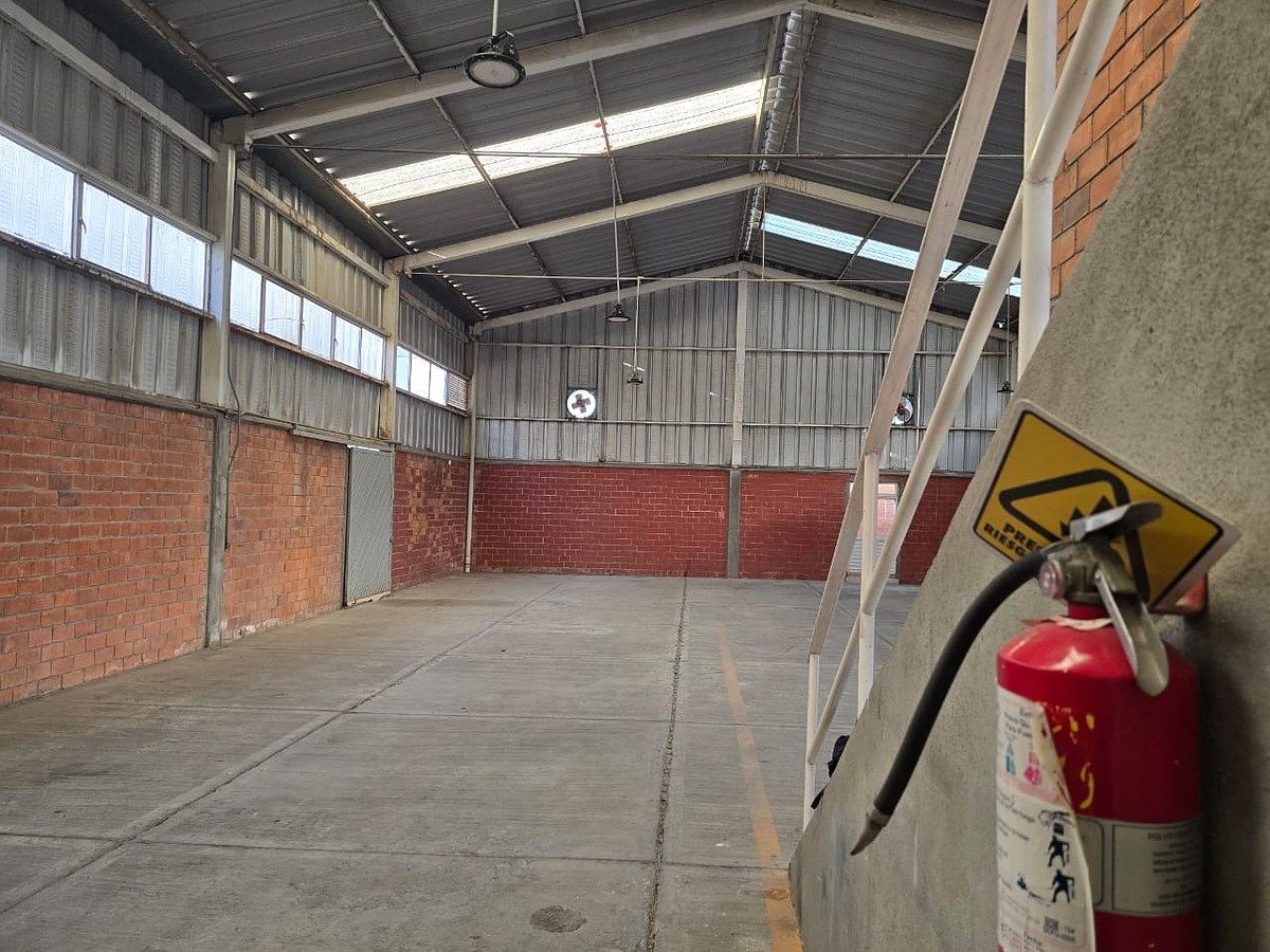Commercial Storage Unit in Aguascalientes 2000, Aguascalientes, photo 8 of 15