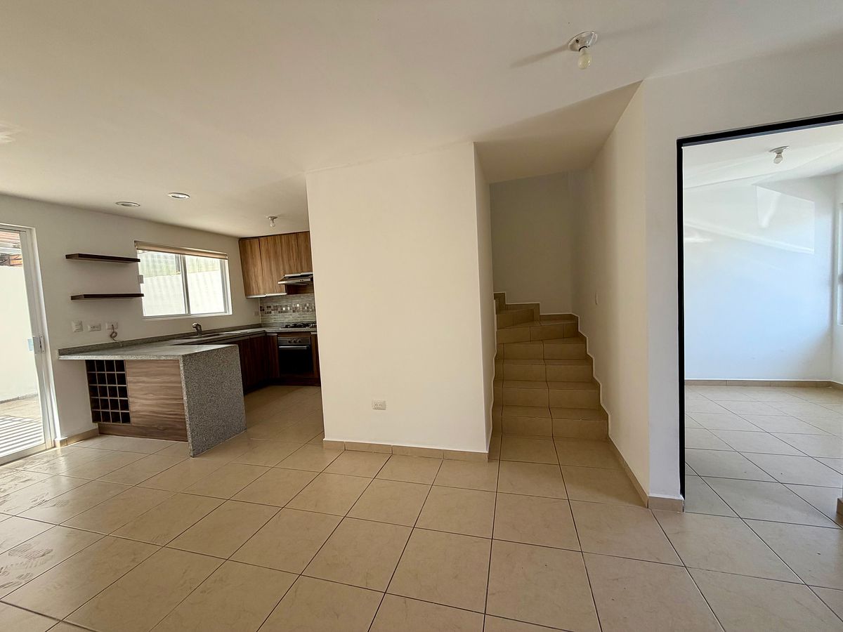 Casa em condomínio fechado em Zákia, El Marqués, foto 13 de 19