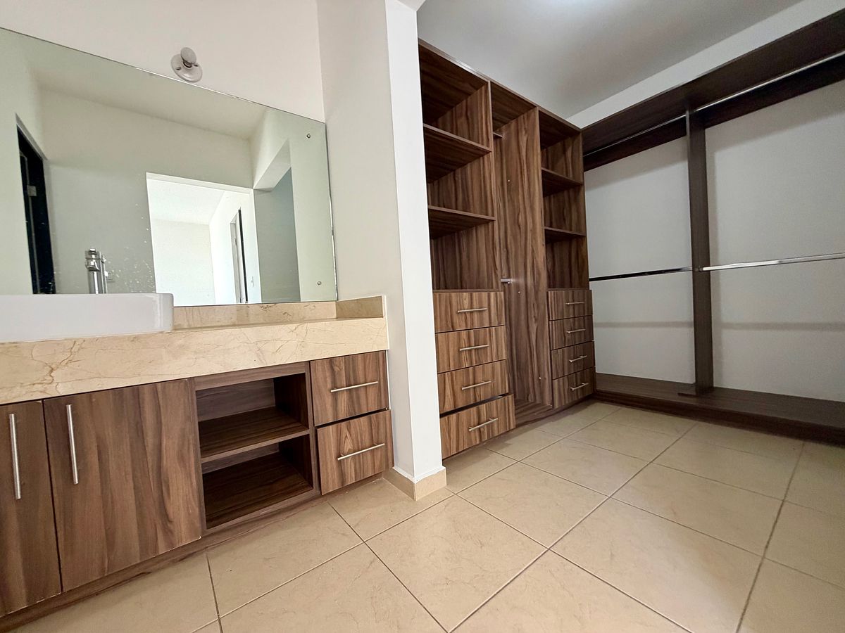 Casa em condomínio fechado em Zákia, El Marqués, foto 17 de 19