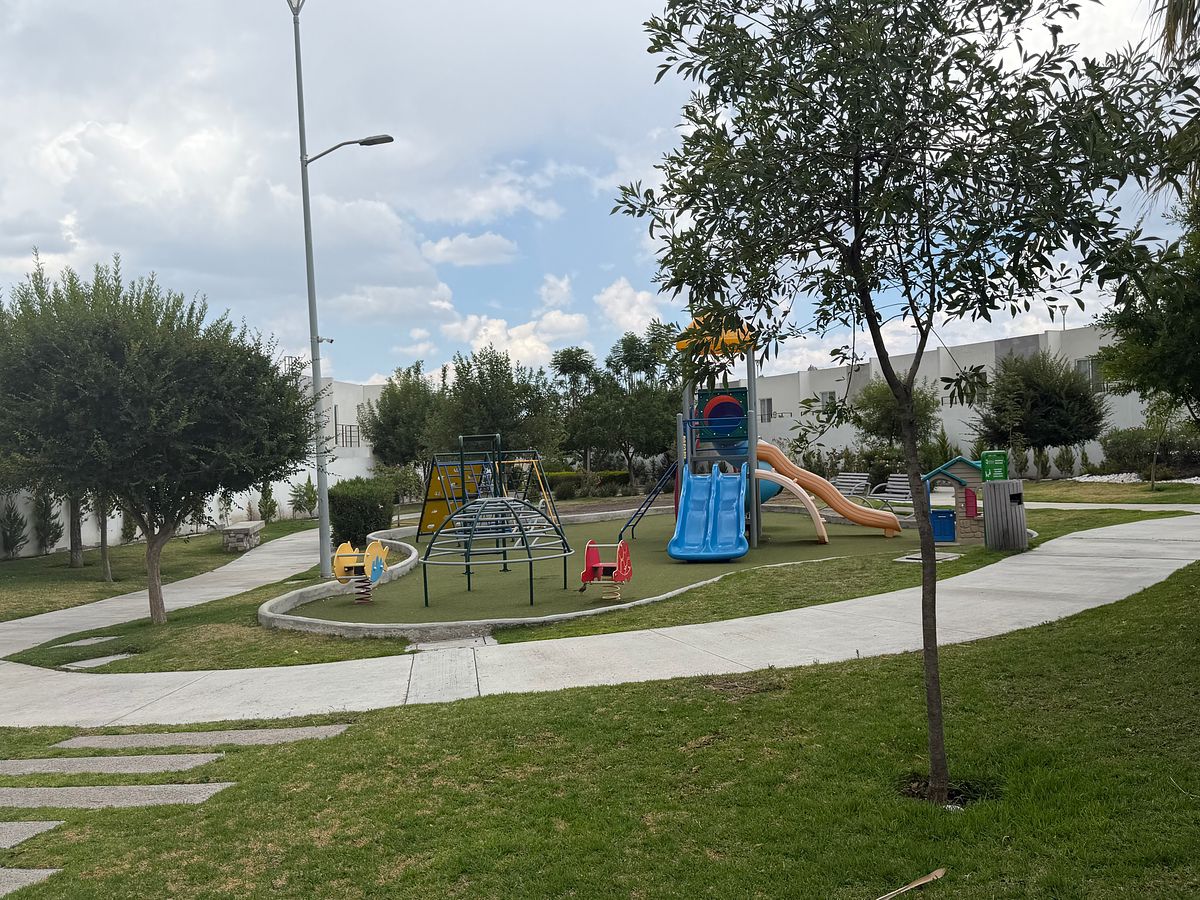 House in Gated Community in Zákia, El Marqués, photo 22 of 28
