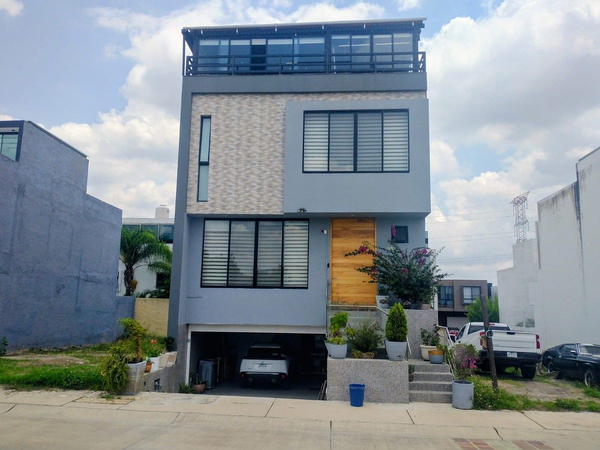 Casa en venta dentro del Coto Español, Valle Imperial, foto 1 de 15