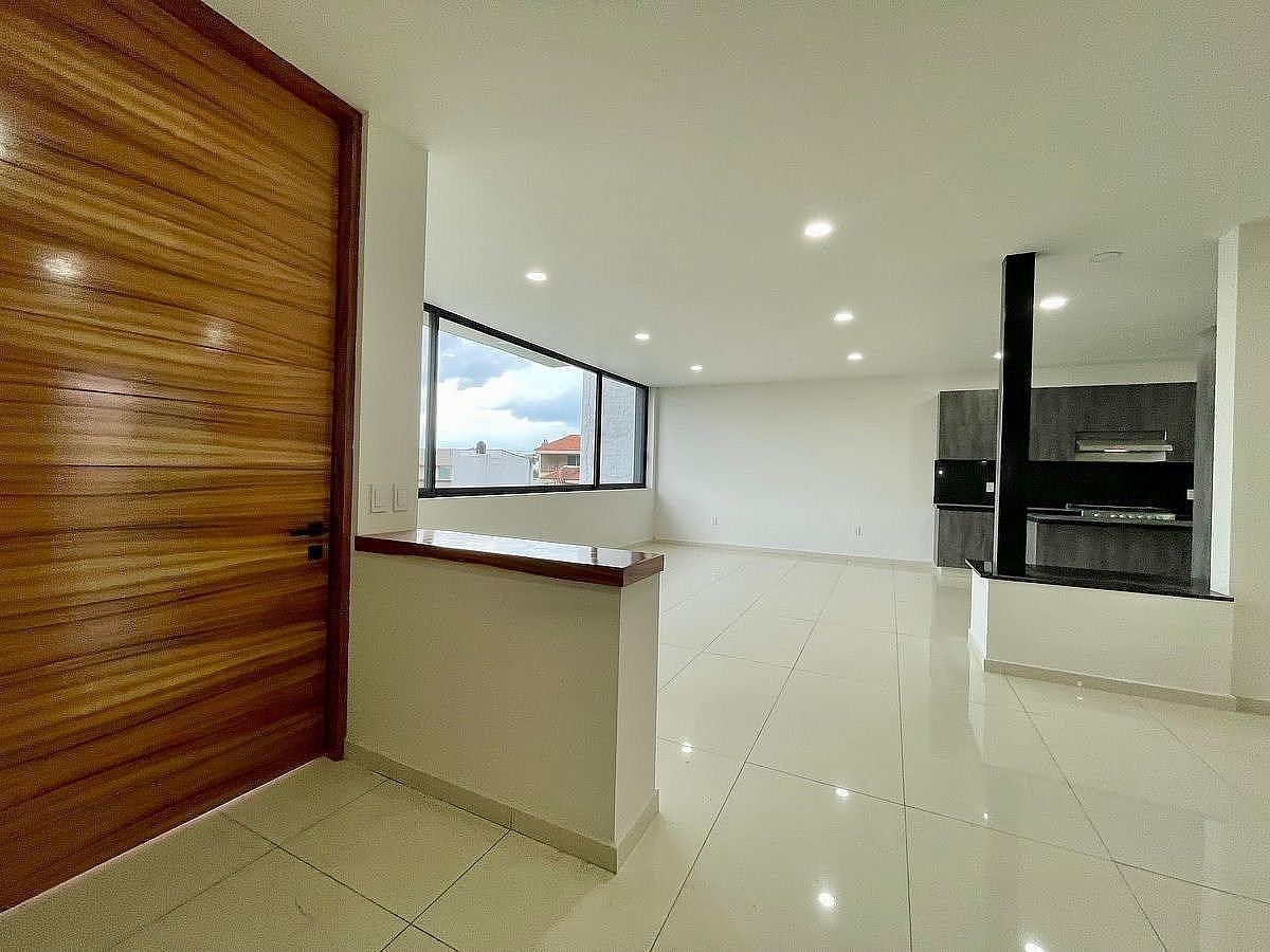 House in Arbolada Bosques de Santa Anita, Tlajomulco de Zúñiga, photo 4 of 23