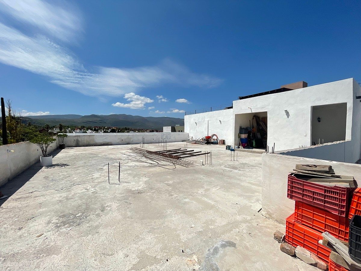 Building in La Lejona, San Miguel de Allende, photo 29 of 30