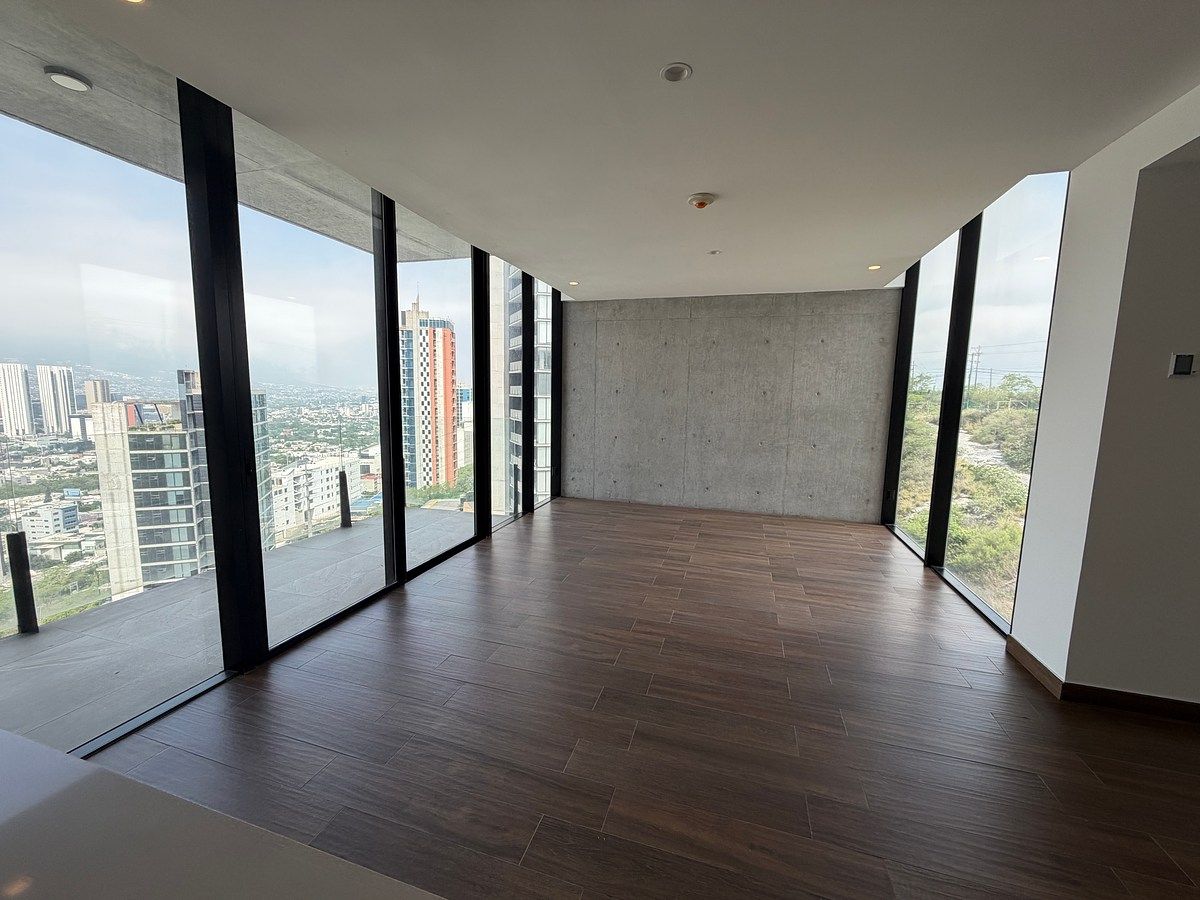 Apartment in Zona Loma Larga Oriente, San Pedro Garza García, photo 4 of 27