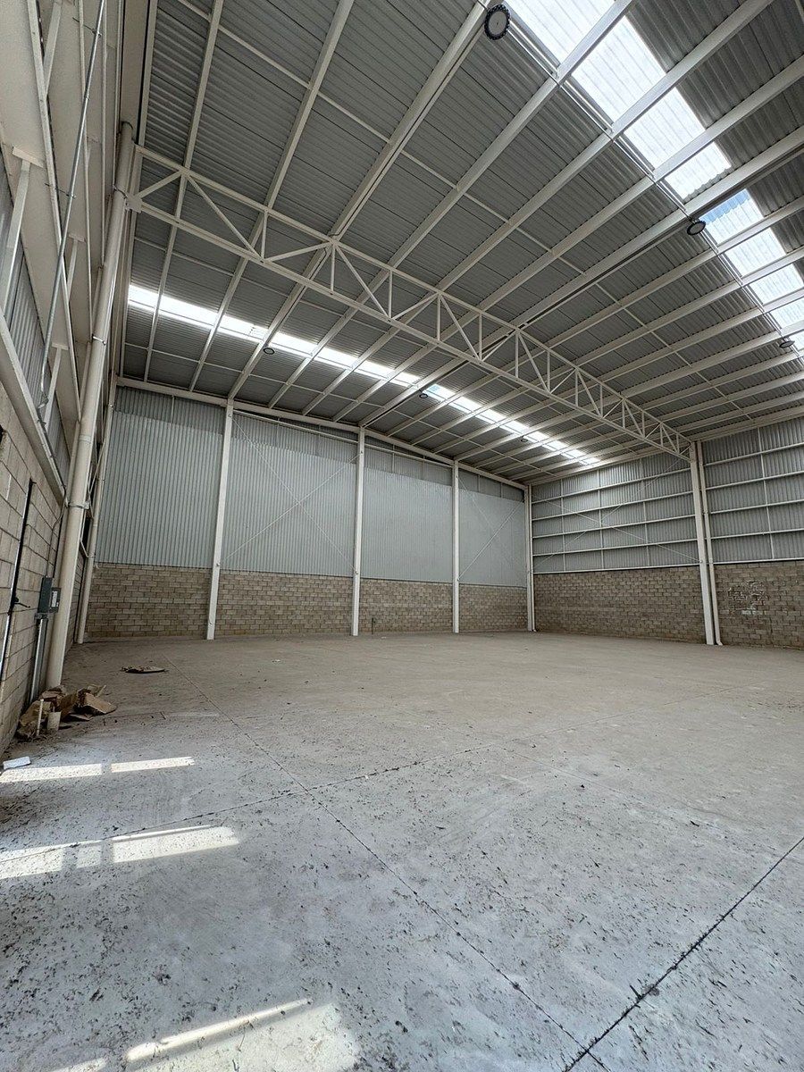 Commercial Storage Unit in El Arenal, El Arenal, photo 8 of 11
