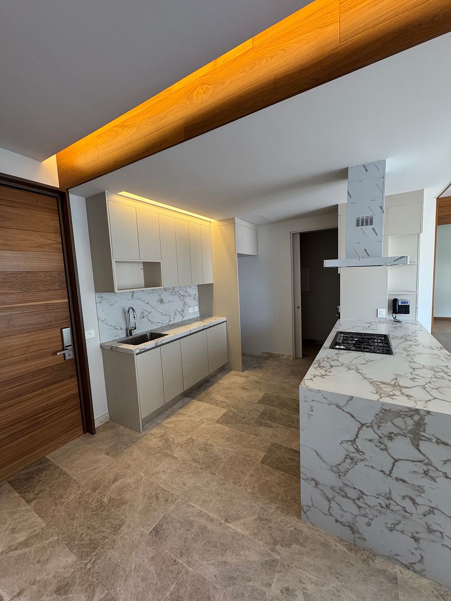 Department for rent in Legacy, photo 1 of 46