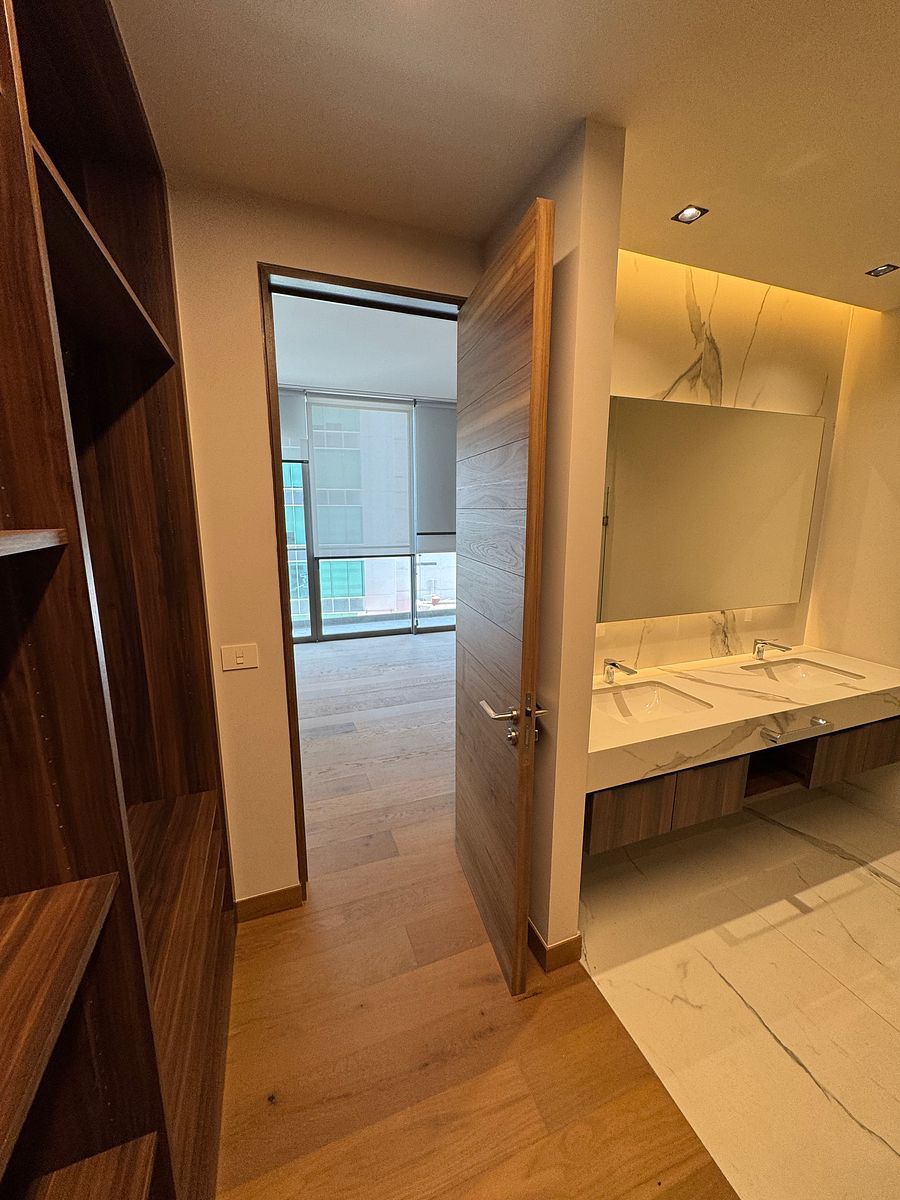 Apartment in Puerta de Hierro, Zapopan, photo 15 of 46