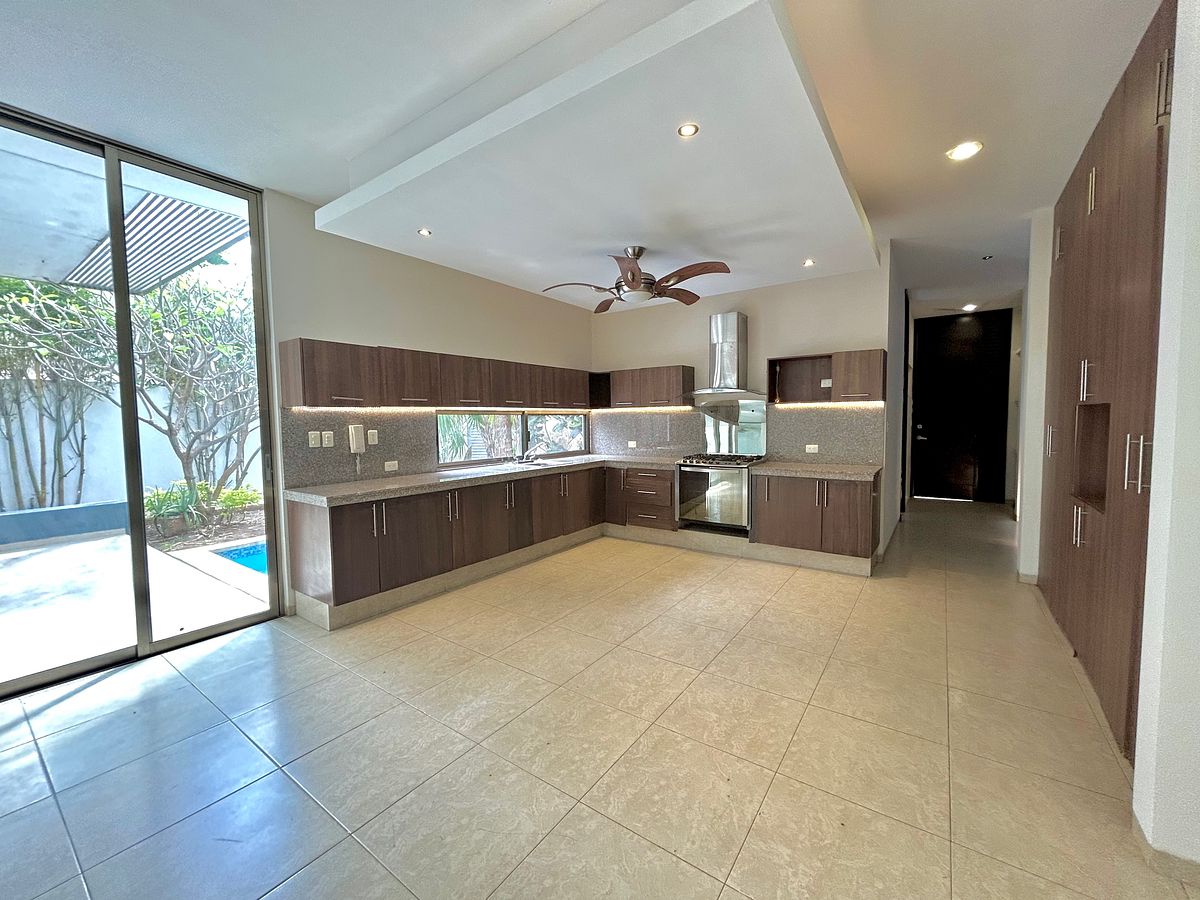Casa en Altabrisa, Mérida, foto 8 de 30