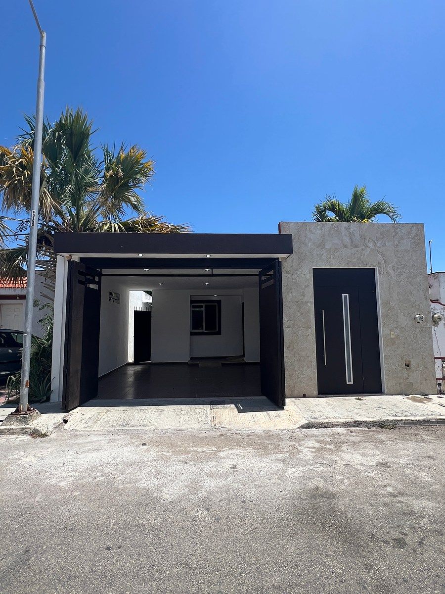 House in Las Américas, Mérida, photo 2 of 18