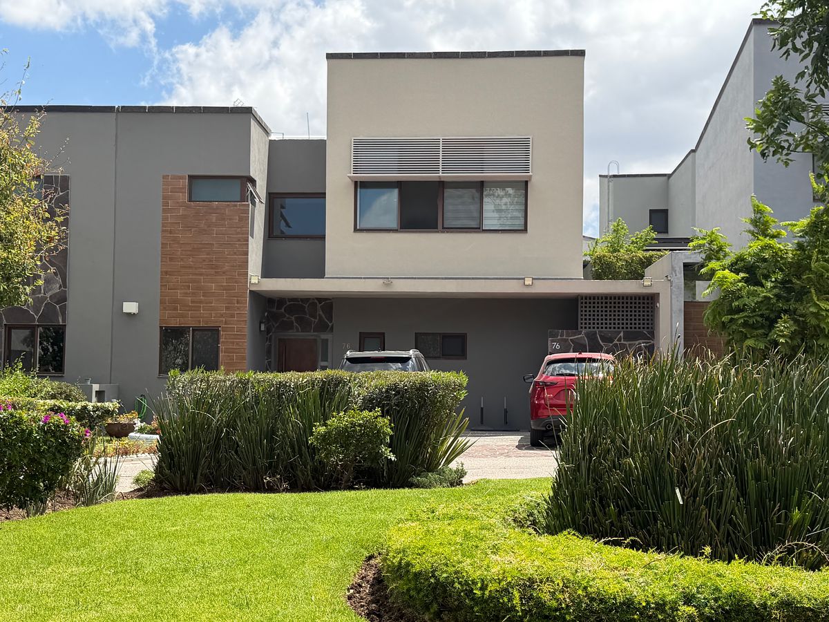 Venta de casa en ALTOZANO equipada, photo 1 of 50