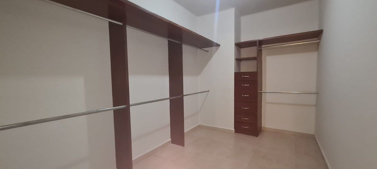 House in Vista Hermosa, Monterrey, photo 8 of 22