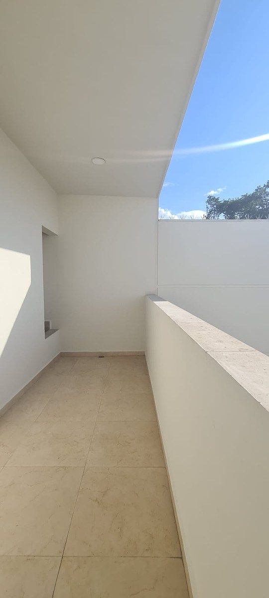 Balcón, photo 18 of 22