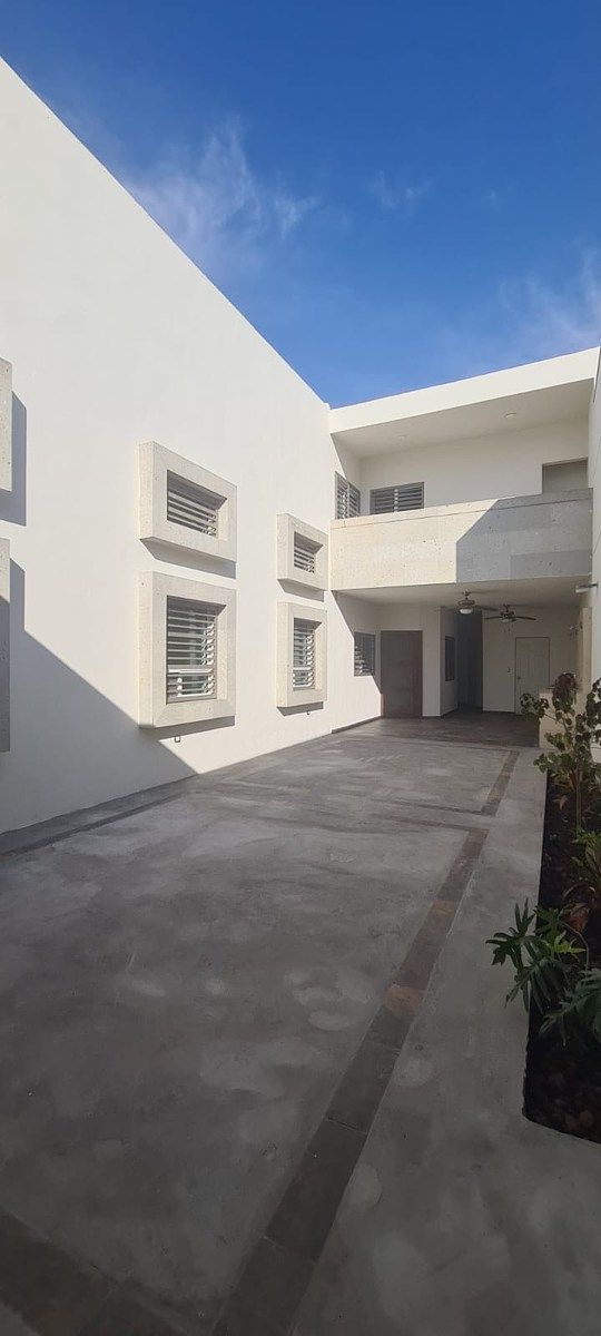 Amplio patio, photo 4 of 22