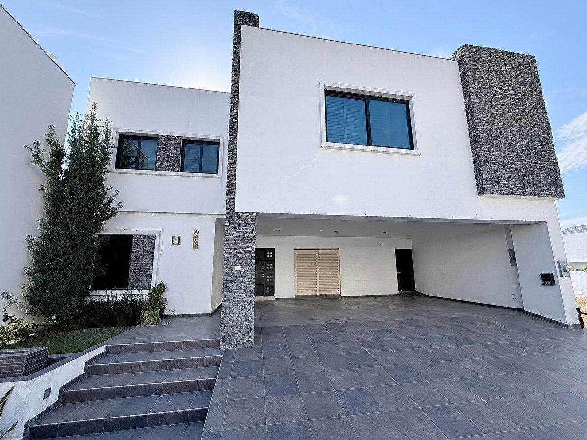 Casa em El Vergel, Monterrey, foto 2 de 24