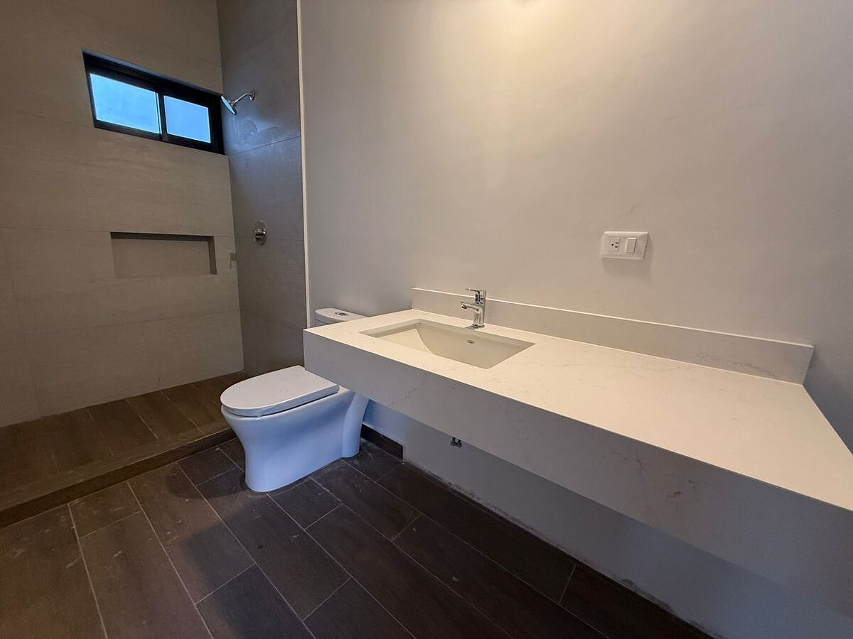 House in Amorada Privada Residencial, Santiago, photo 13 of 21