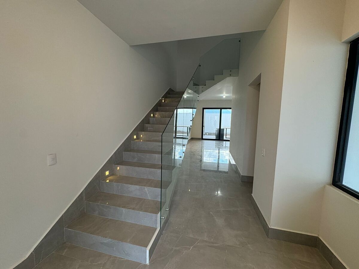 House in Bosques de las Misiones Sector Encino, Santiago, photo 6 of 18