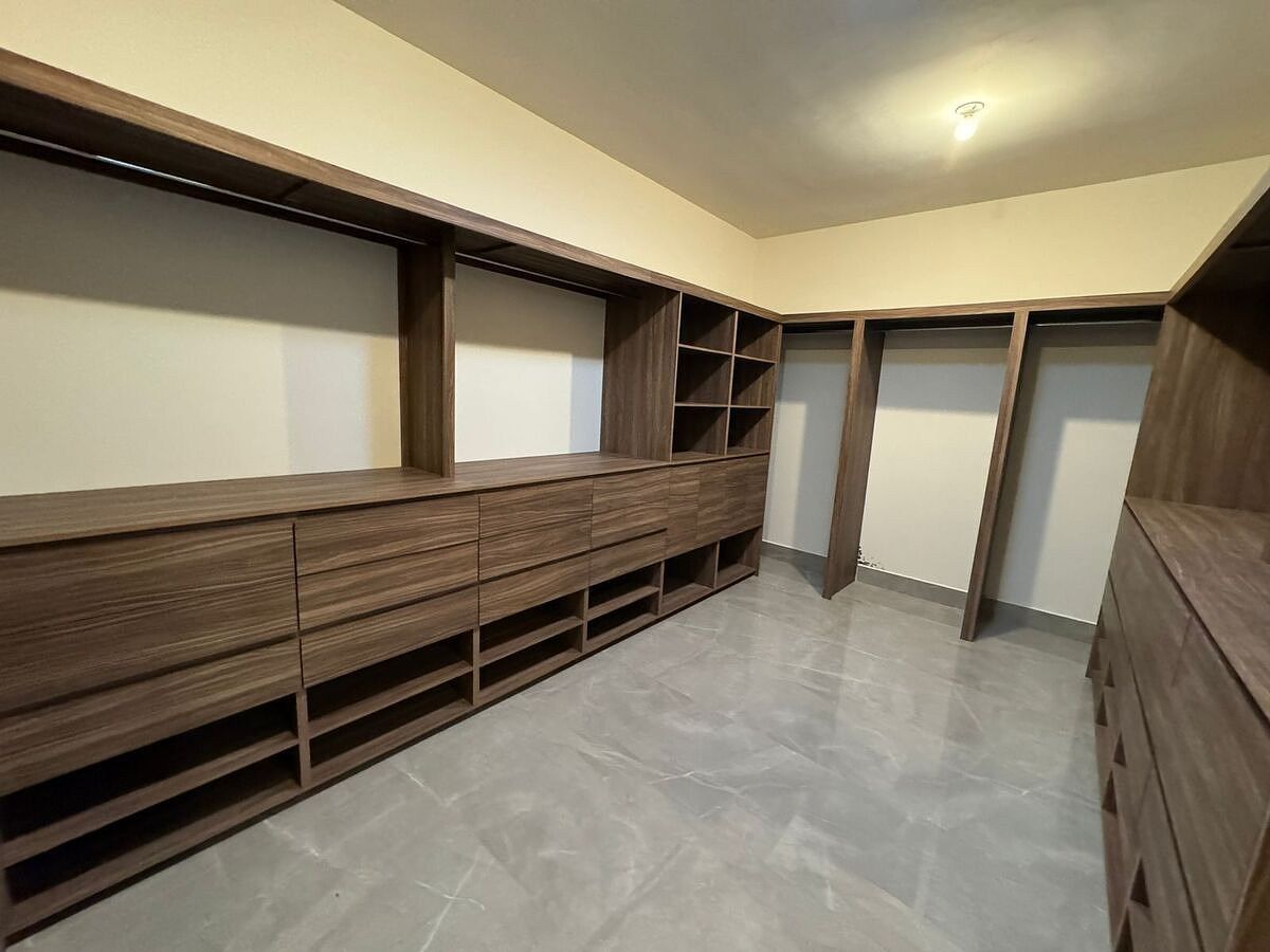 House in Bosques de las Misiones Sector Encino, Santiago, photo 11 of 18