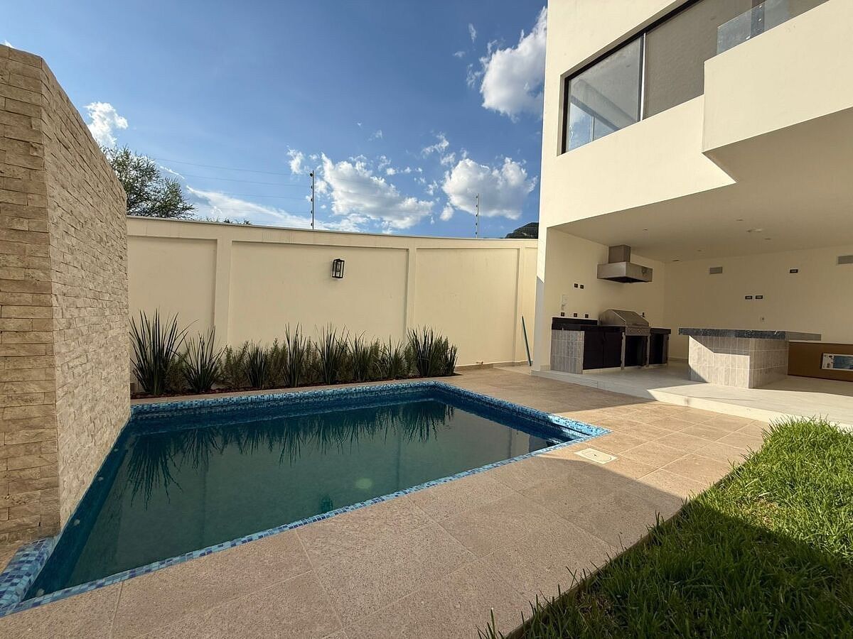 House in Castaños del Vergel, Monterrey, photo 17 of 20