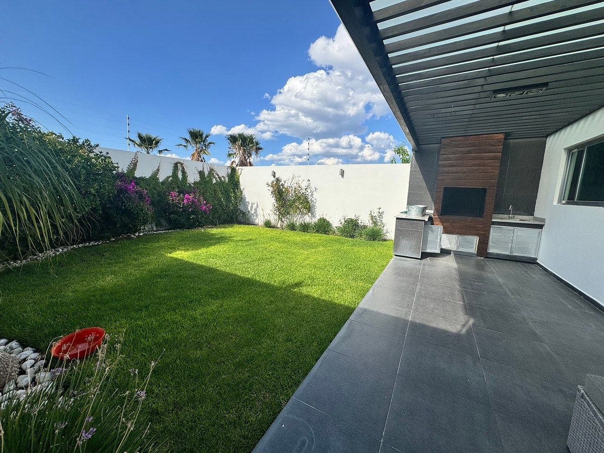 Casa em Cumbres del Lago, Querétaro, foto 2 de 30