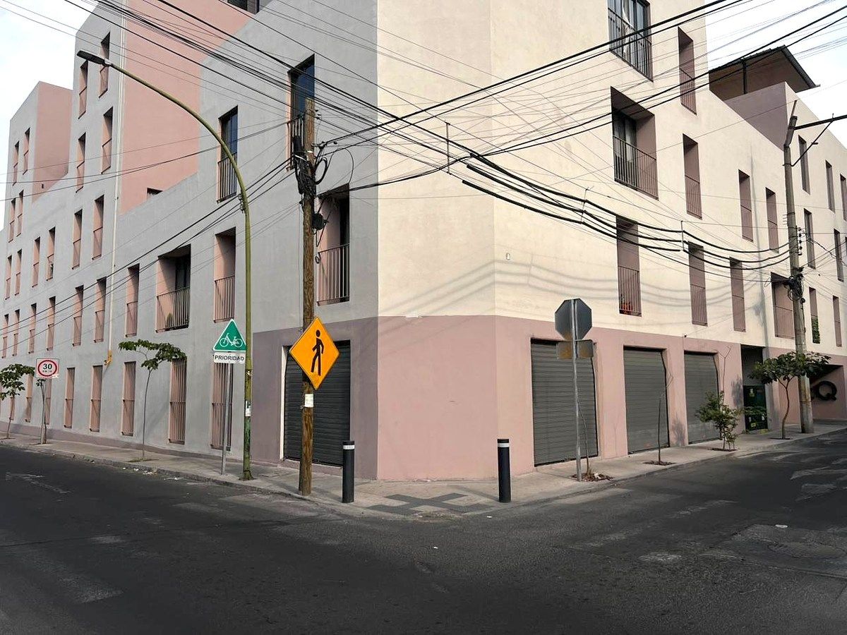 RENTA LOCAL GUADALAJARA, photo 1 of 13